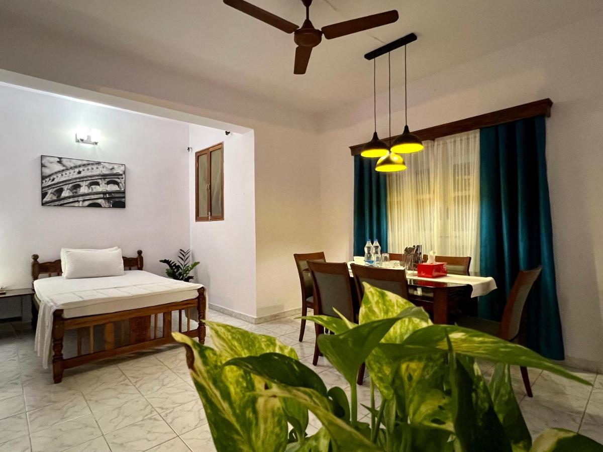 Villa By The Beach Goa ベナウリム エクステリア 写真