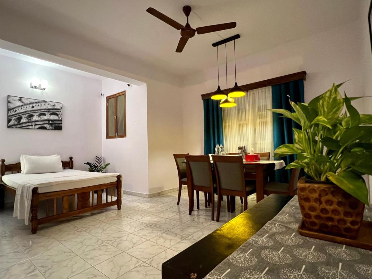 Villa By The Beach Goa ベナウリム エクステリア 写真
